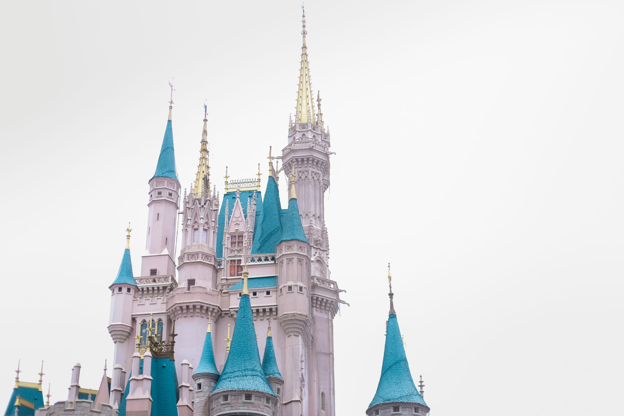 Helena Woods Travel Guide to Walt Disney World Magic Kingdom 2018 Dining, Shows, Attractions for Adults Couples