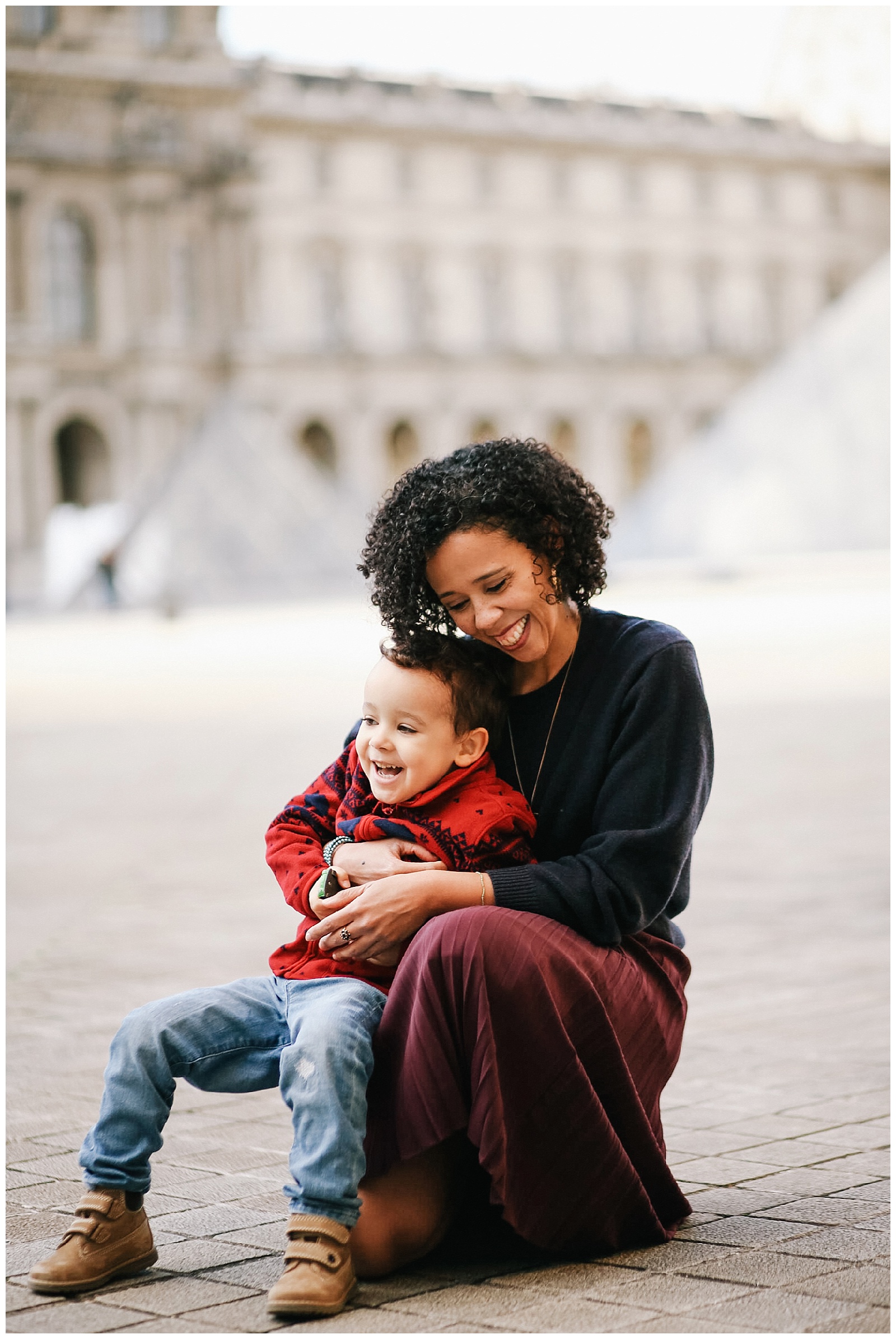 family vacation photos at the louvre in Paris France photographed by Helena Woods Photography